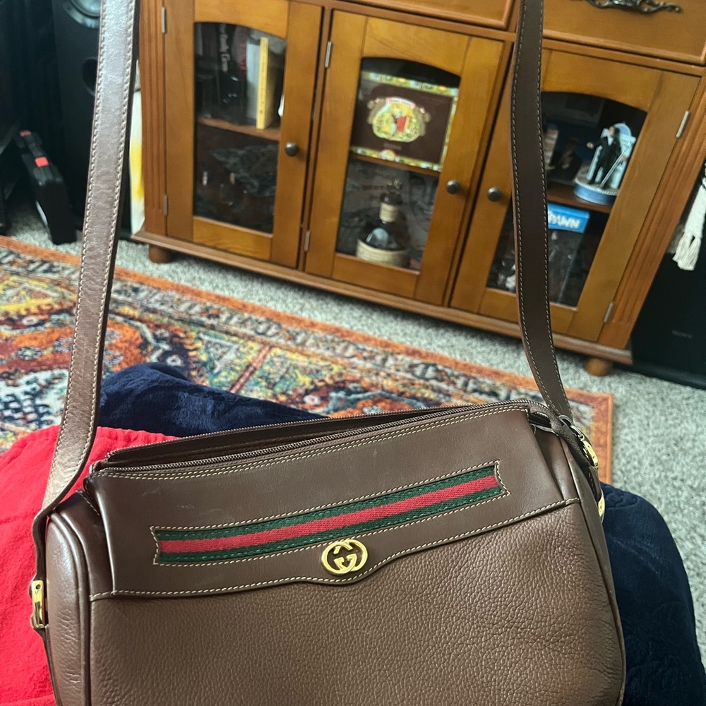 Gucci Brown shoulder Bag with dust bag authentic